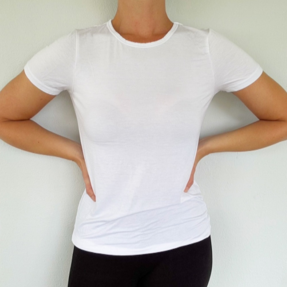 Urban Coco white spandex stretch crewneck short sleeve semi-sheer tee medium
